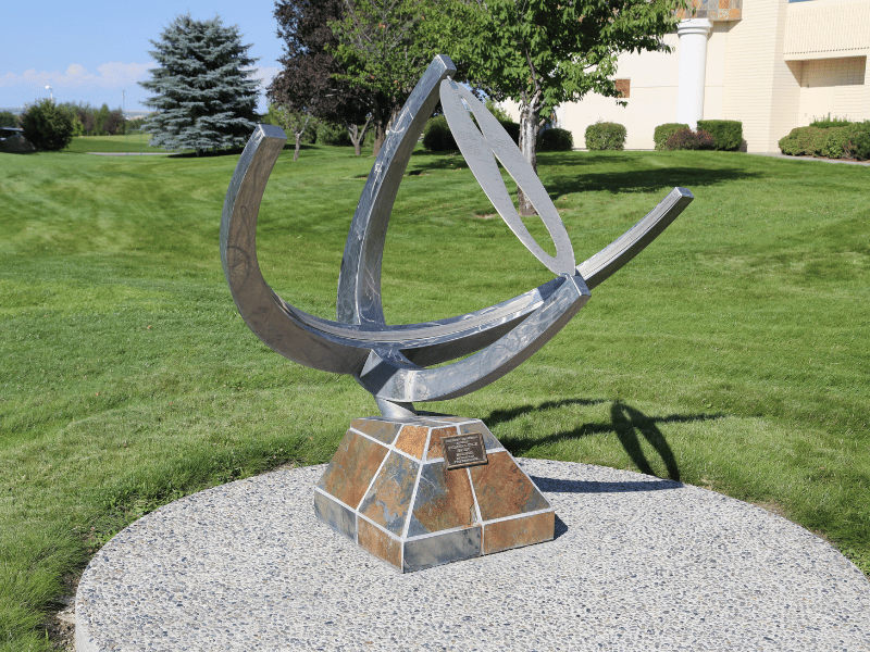 Image of the sundial on the front lawn of the Herrett Center